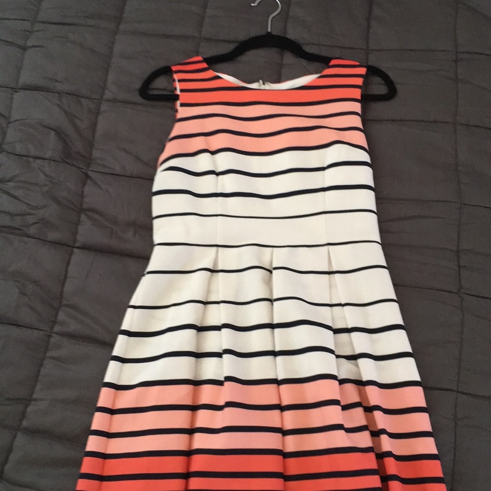Cute stripped dress
